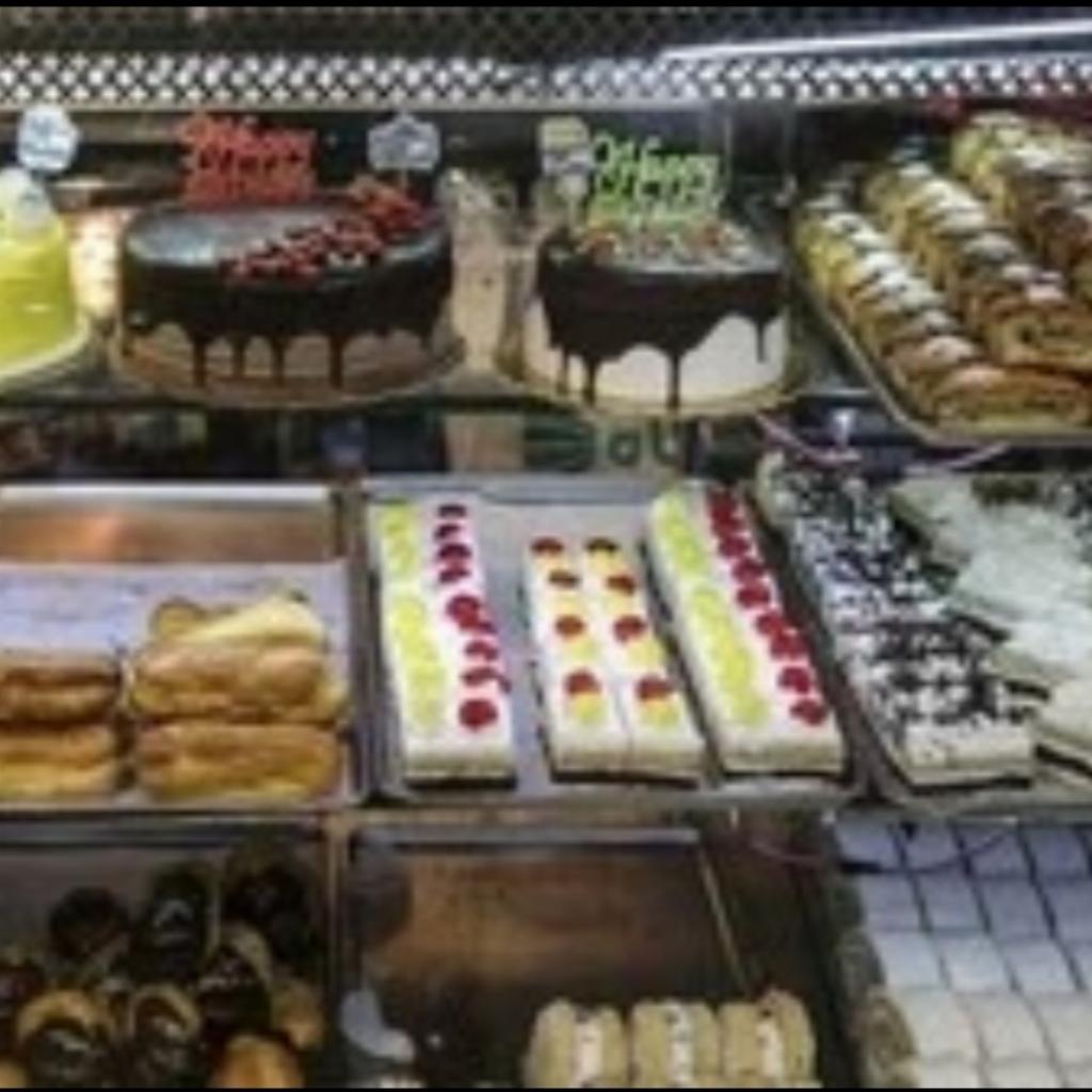 شیرینی سنتی هل و گلاب